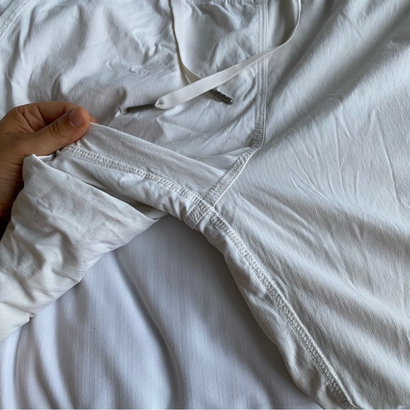 Lululemon Studio Crop II - White - Picture 8 of 15